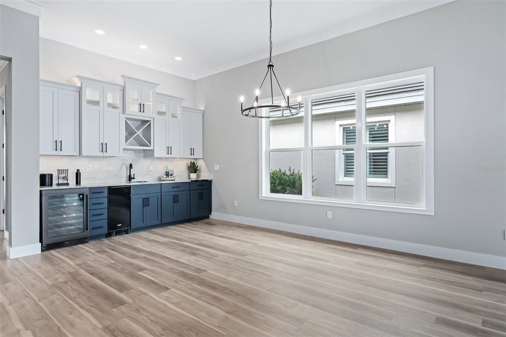 For Sale: $950,000 (3 beds, 3 baths, 2288 Square Feet)