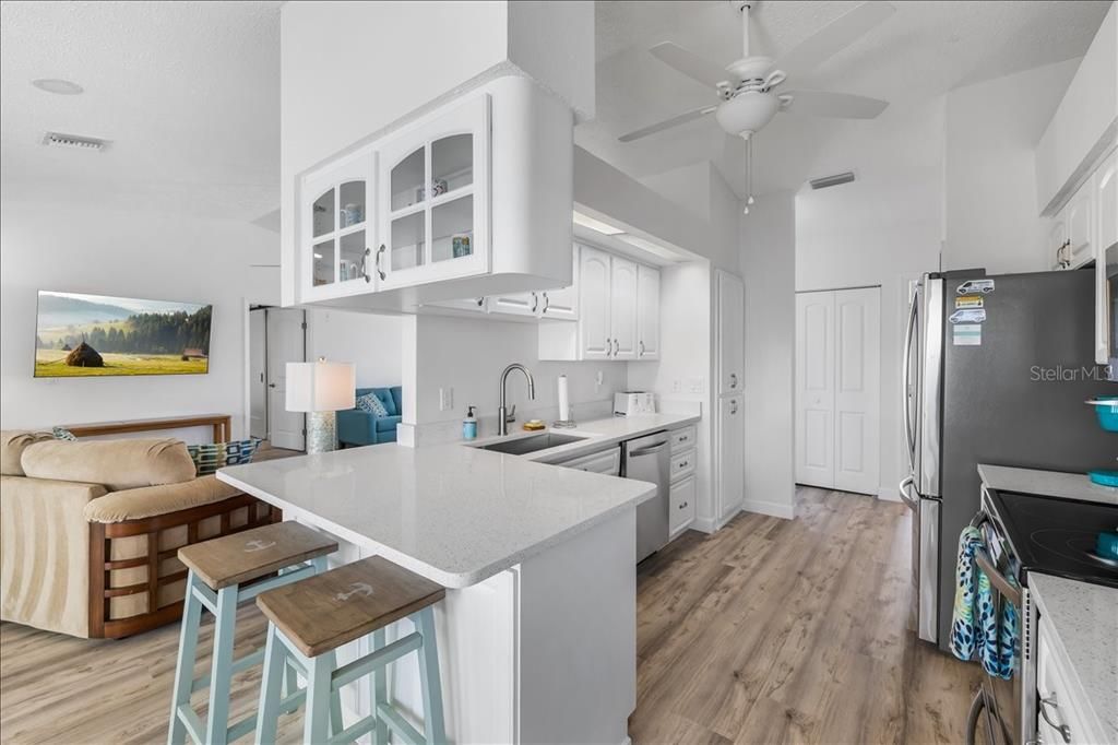 For Sale: $725,000 (3 beds, 2 baths, 1852 Square Feet)