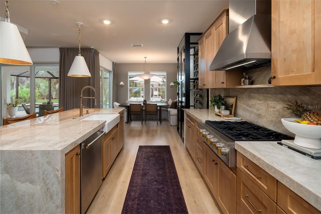 For Sale: $1,400,000 (5 beds, 4 baths, 3847 Square Feet)