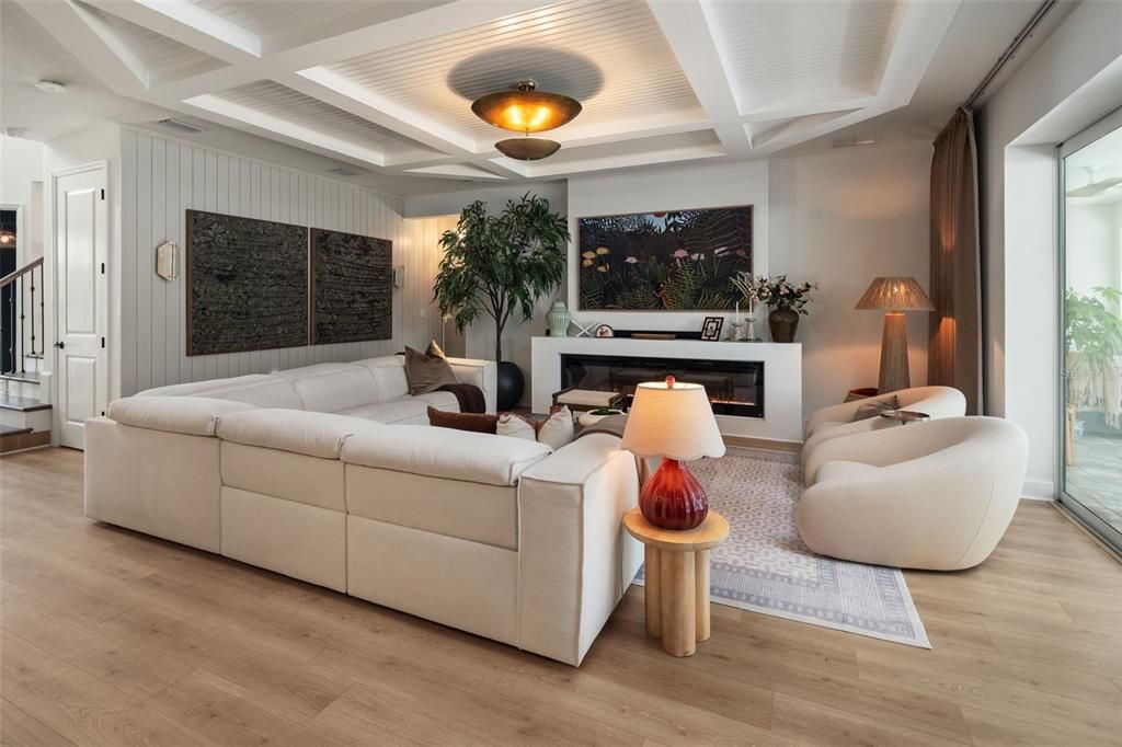 For Sale: $1,400,000 (5 beds, 4 baths, 3847 Square Feet)