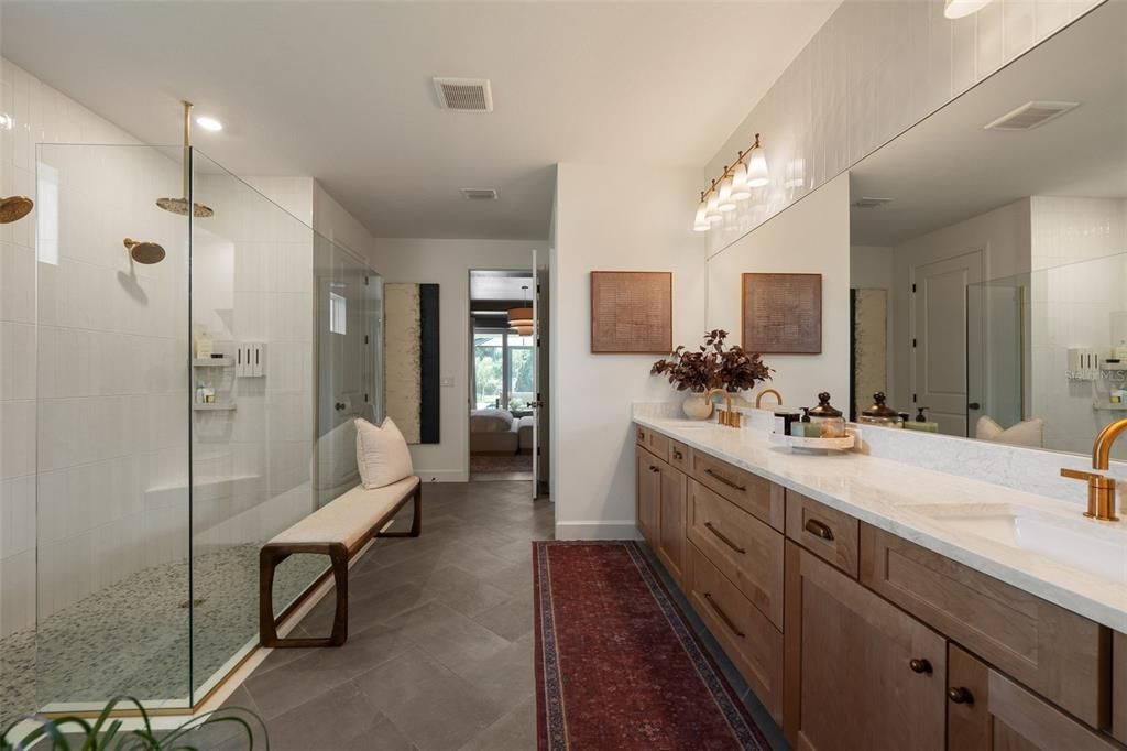 For Sale: $1,400,000 (5 beds, 4 baths, 3847 Square Feet)