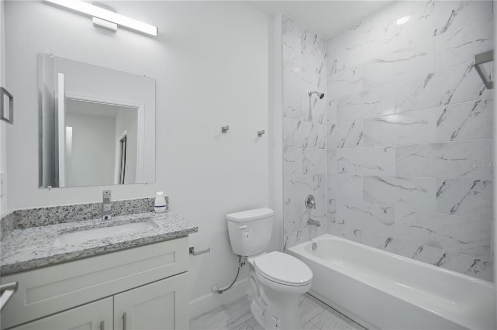 For Sale: $335,000 (4 beds, 3 baths, 1827 Square Feet)