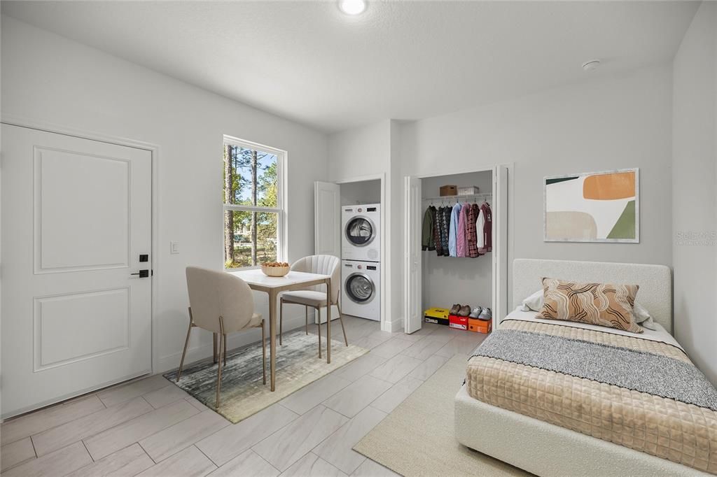 For Sale: $335,000 (4 beds, 3 baths, 1827 Square Feet)
