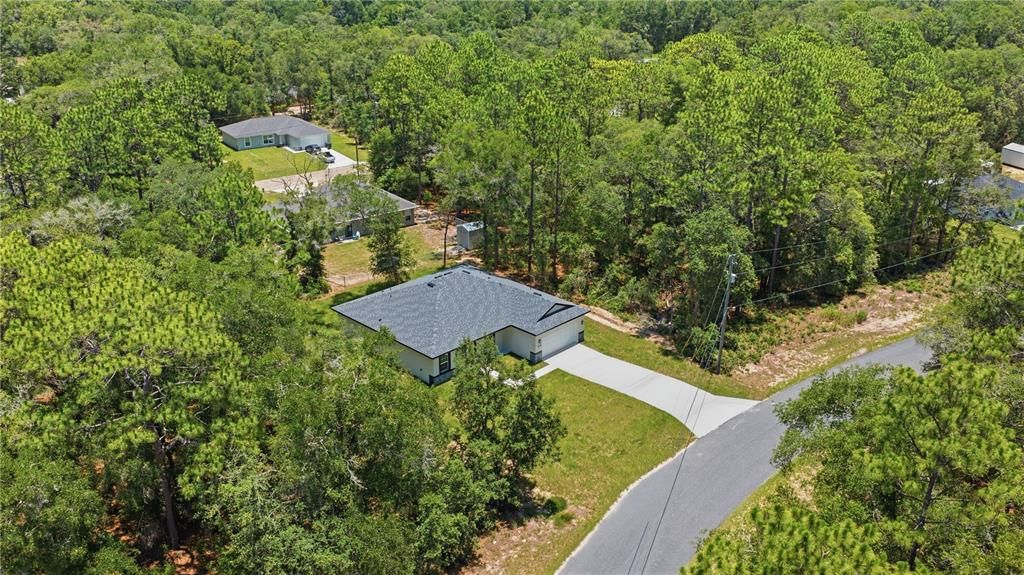 For Sale: $335,000 (4 beds, 3 baths, 1827 Square Feet)