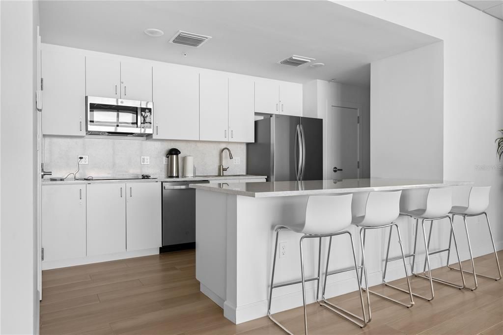 En Venta: $585,000 (1 camas, 1 baños, 981 Pies cuadrados)