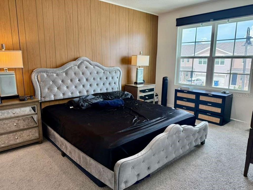 For Rent: $1,700 (3 beds, 2 baths, 1515 Square Feet)