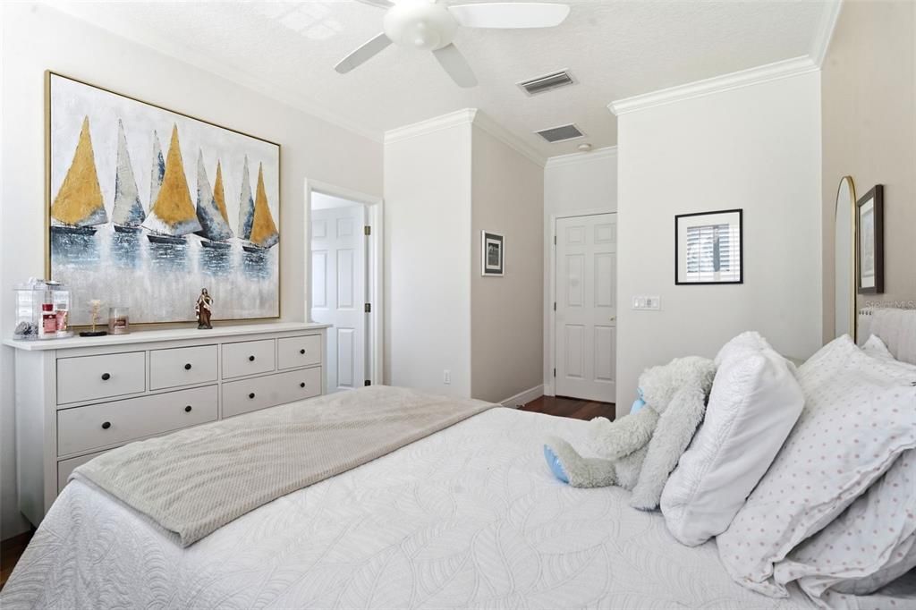 For Sale: $860,000 (3 beds, 2 baths, 2718 Square Feet)