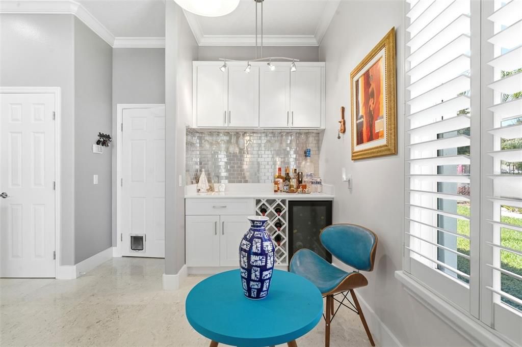 For Sale: $860,000 (3 beds, 2 baths, 2718 Square Feet)