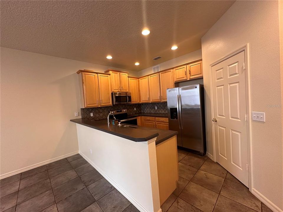 For Sale: $349,000 (3 beds, 2 baths, 1953 Square Feet)