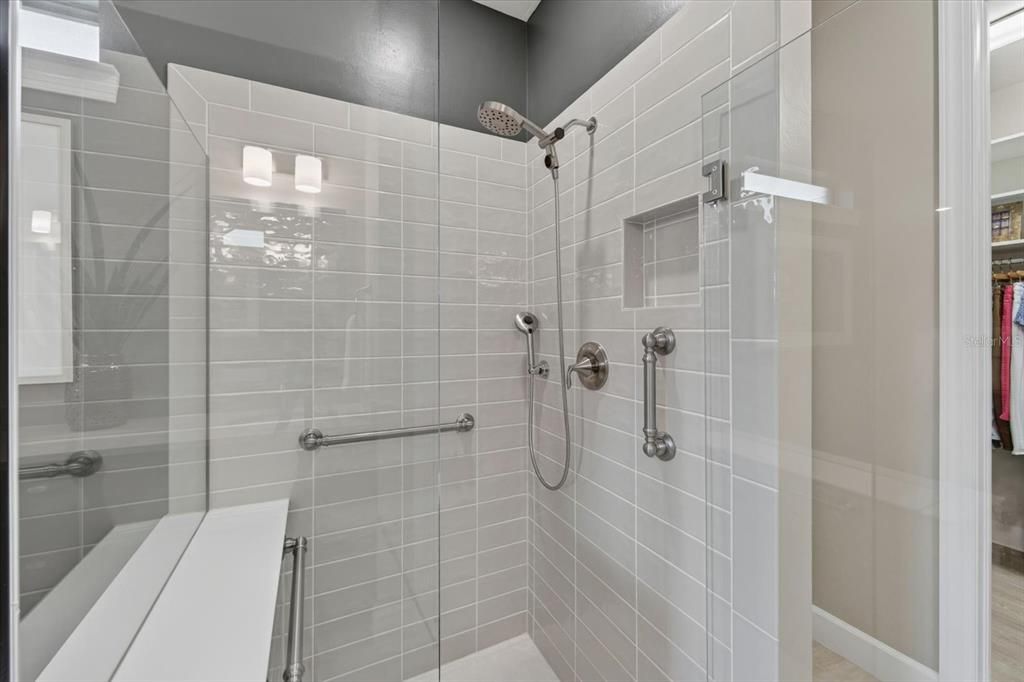 For Sale: $621,000 (2 beds, 2 baths, 1832 Square Feet)