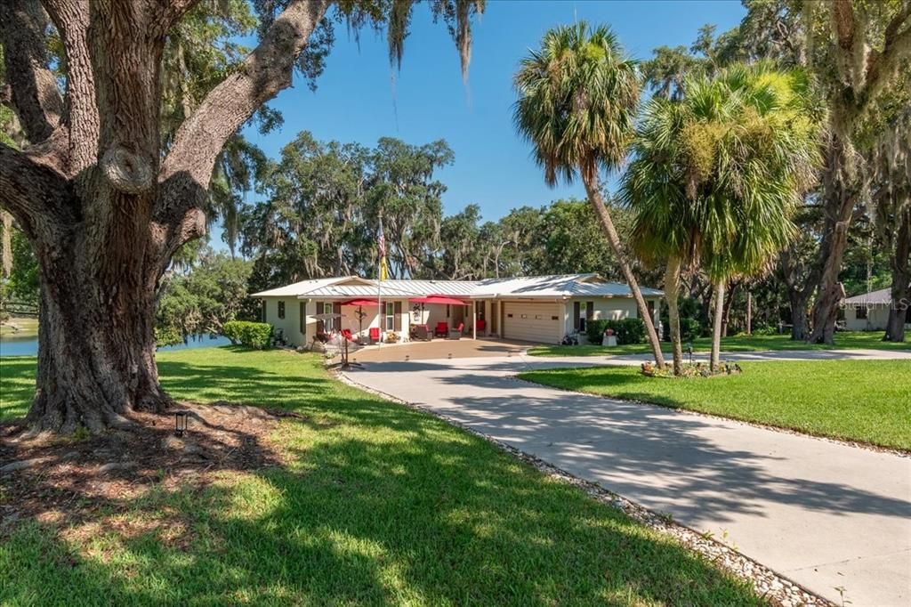 En Venta: $550,000 (2 camas, 2 baños, 2053 Pies cuadrados)