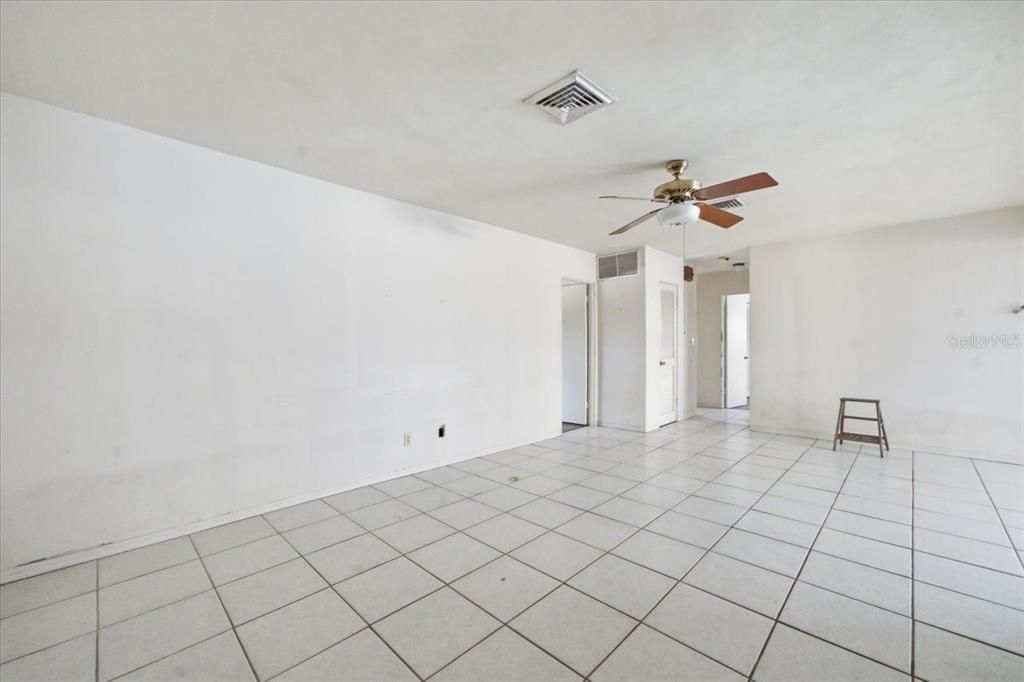 En Venta: $495,000 (4 camas, 3 baños, 2289 Pies cuadrados)