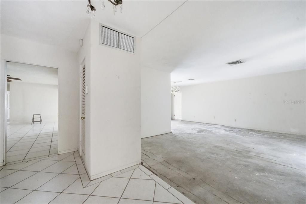 En Venta: $495,000 (4 camas, 3 baños, 2289 Pies cuadrados)