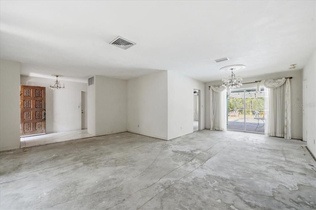 En Venta: $495,000 (4 camas, 3 baños, 2289 Pies cuadrados)