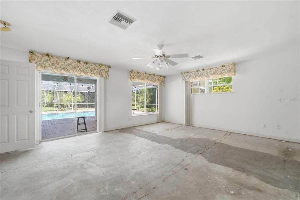 En Venta: $495,000 (4 camas, 3 baños, 2289 Pies cuadrados)