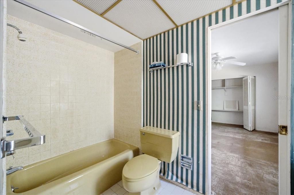 En Venta: $495,000 (4 camas, 3 baños, 2289 Pies cuadrados)