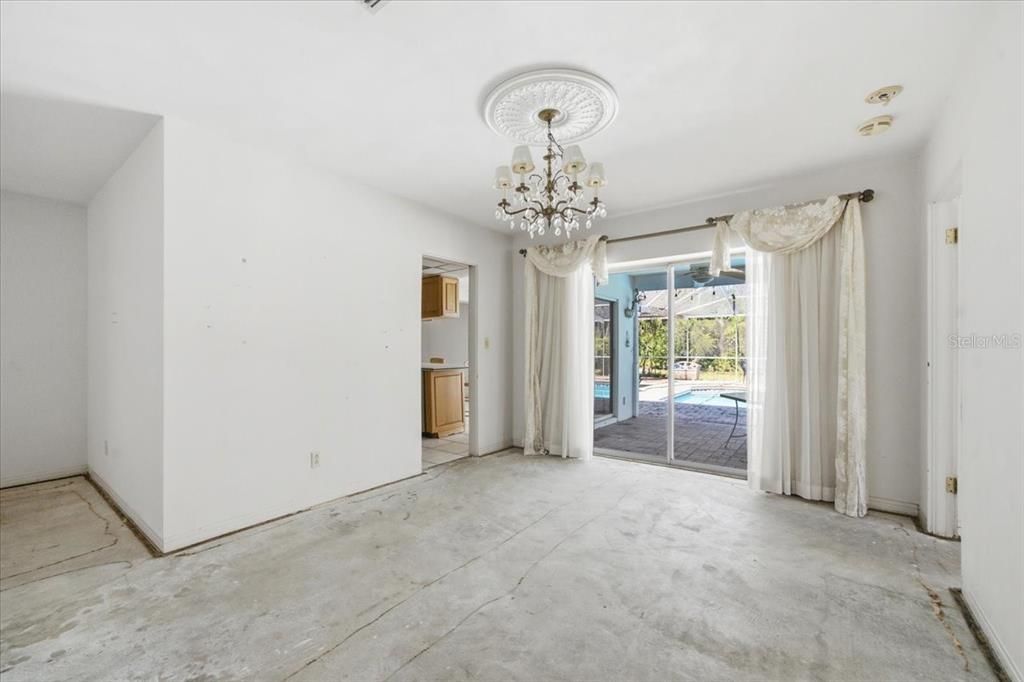 En Venta: $495,000 (4 camas, 3 baños, 2289 Pies cuadrados)