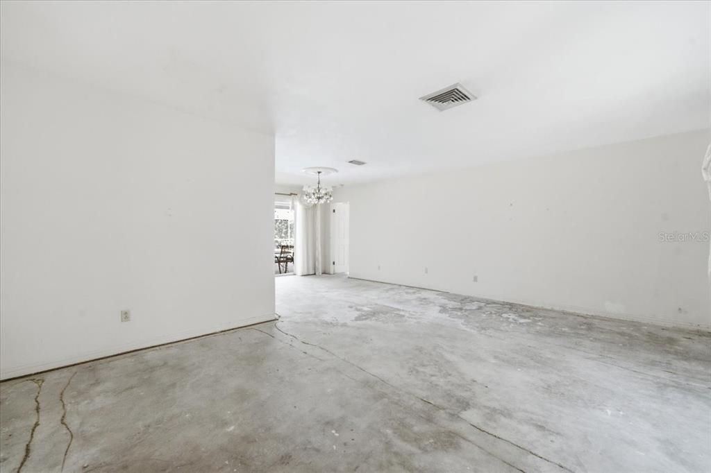 En Venta: $495,000 (4 camas, 3 baños, 2289 Pies cuadrados)