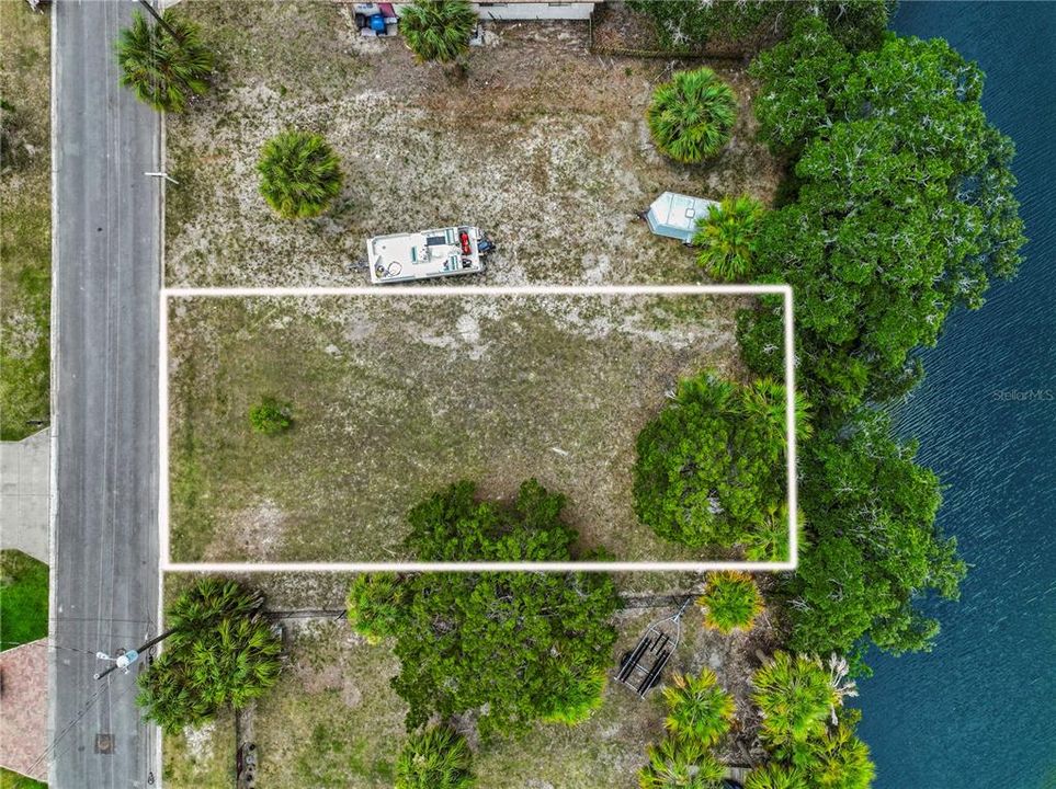 待售: $85,000 (0.11 acres)