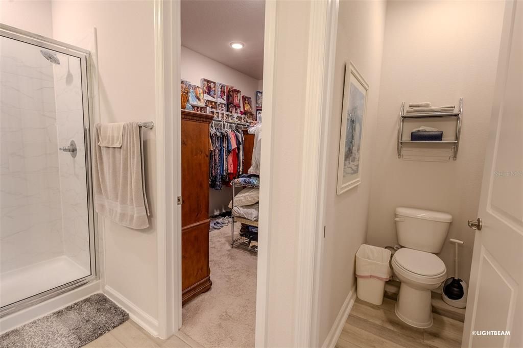 En Venta: $350,000 (3 camas, 3 baños, 2244 Pies cuadrados)