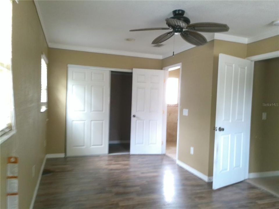 For Sale: $196,000 (3 beds, 2 baths, 1365 Square Feet)