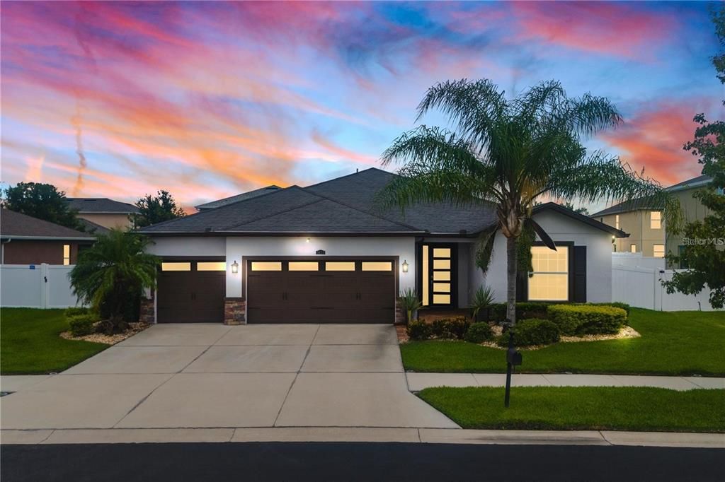For Sale: $639,900 (4 beds, 3 baths, 2778 Square Feet)