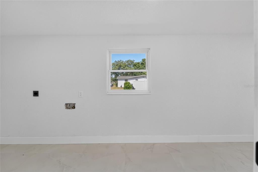For Sale: $550,000 (4 beds, 3 baths, 2134 Square Feet)