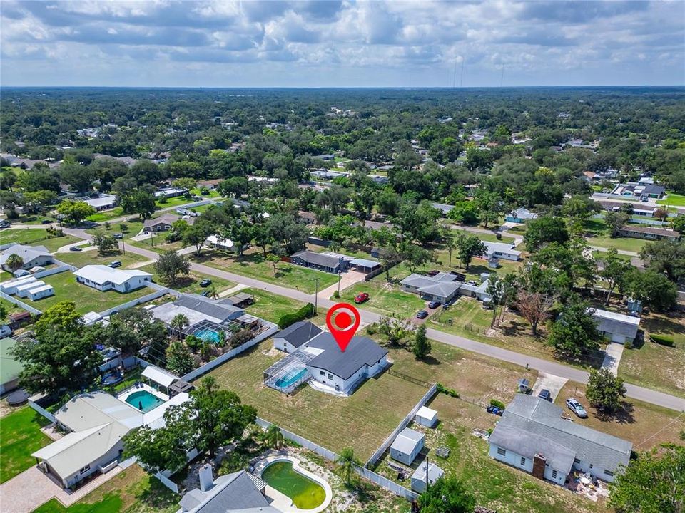 For Sale: $550,000 (4 beds, 3 baths, 2134 Square Feet)