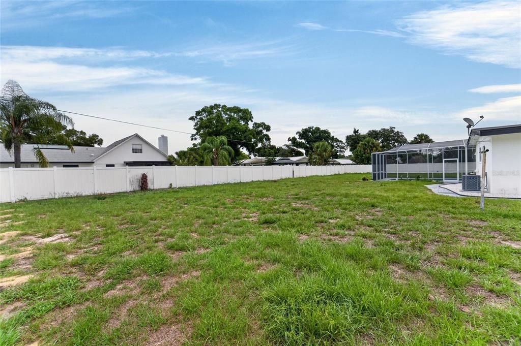For Sale: $550,000 (4 beds, 3 baths, 2134 Square Feet)
