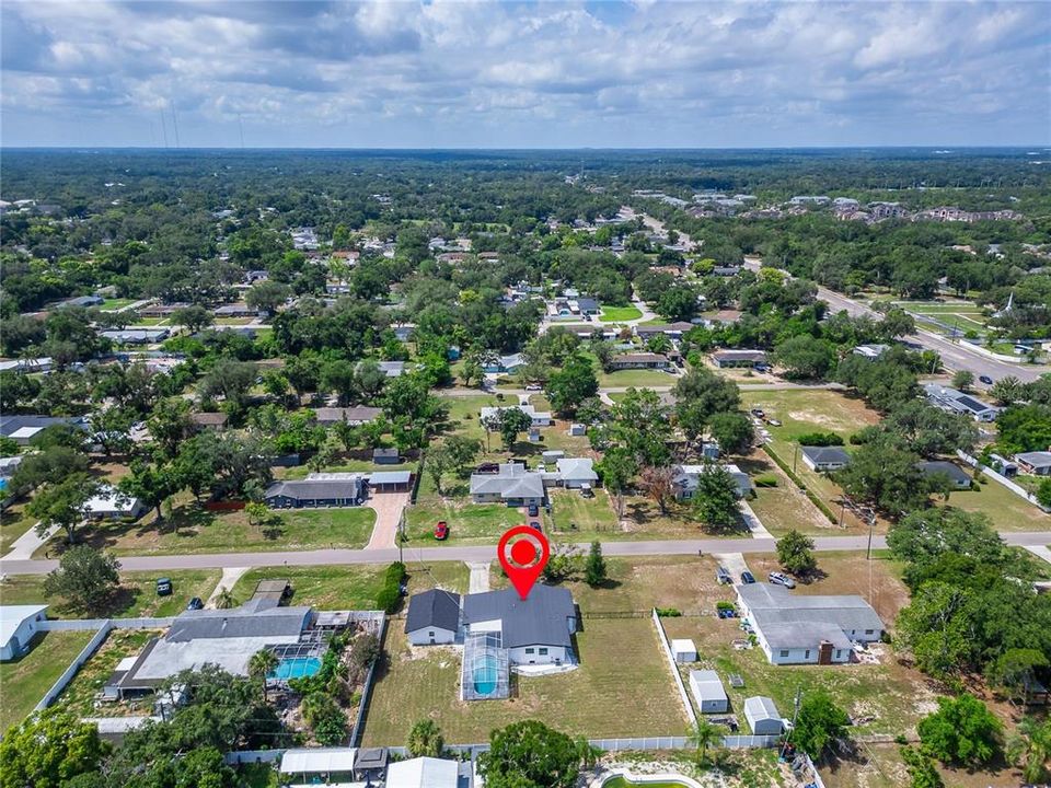 For Sale: $550,000 (4 beds, 3 baths, 2134 Square Feet)