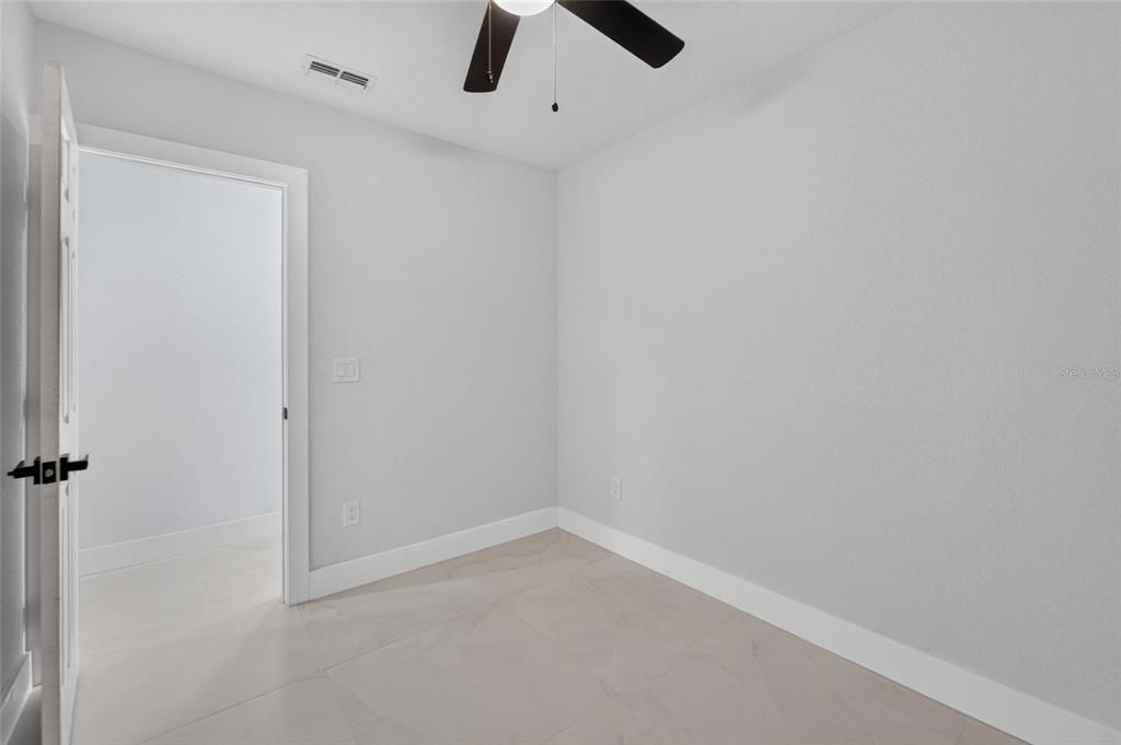 For Sale: $550,000 (4 beds, 3 baths, 2134 Square Feet)