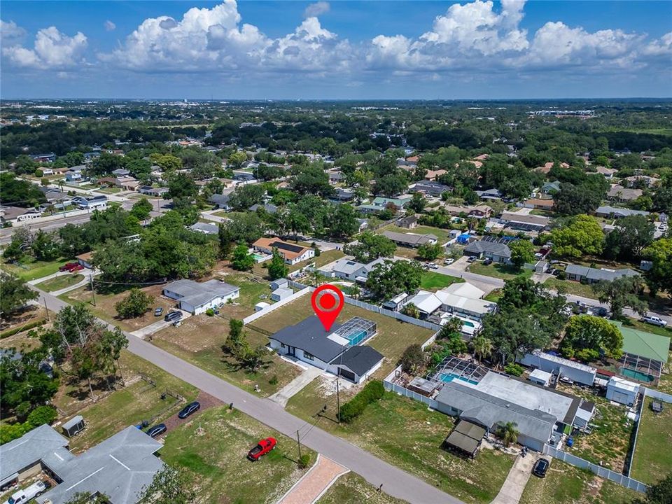 For Sale: $550,000 (4 beds, 3 baths, 2134 Square Feet)