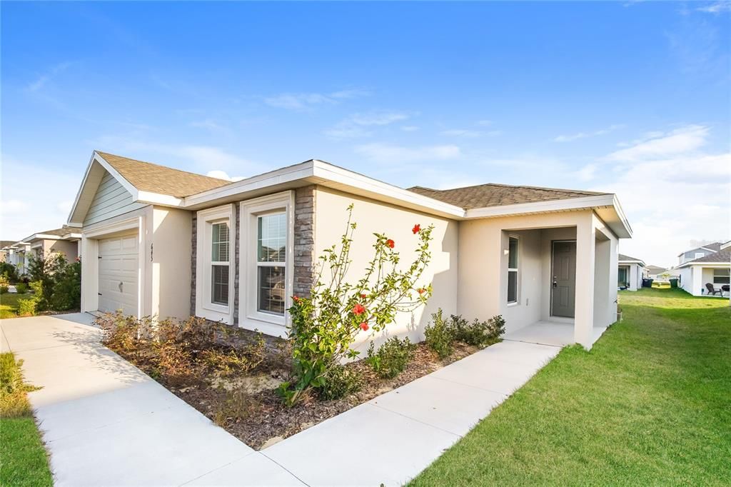 For Rent: $2,099 (3 beds, 2 baths, 1532 Square Feet)