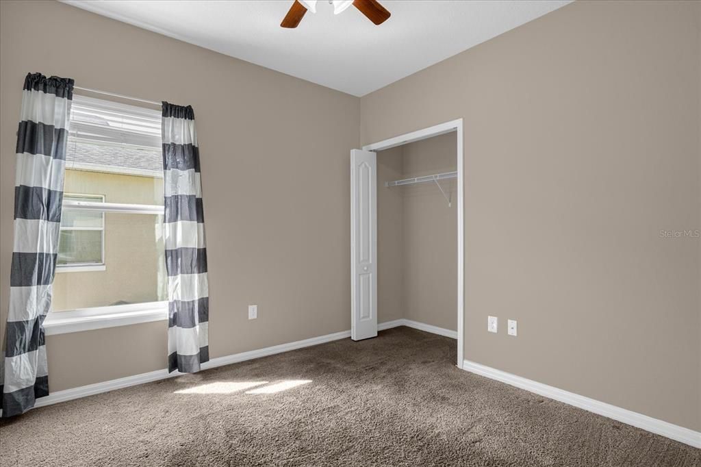 For Rent: $1,900 (3 beds, 2 baths, 1588 Square Feet)