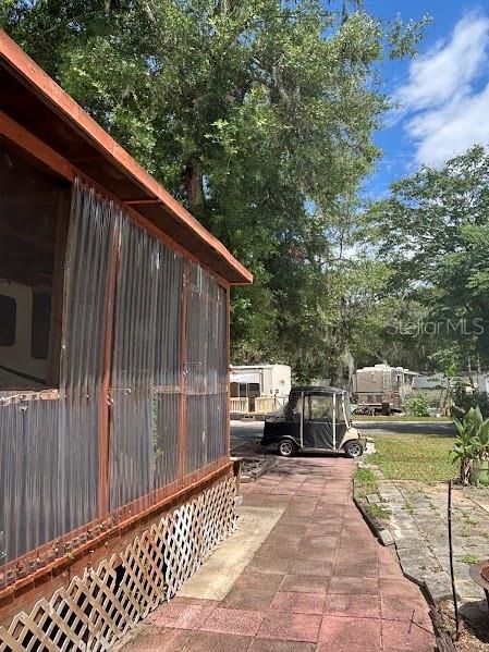 На продажу: $48,000 (0.08 acres)