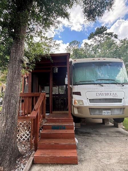 На продажу: $48,000 (0.08 acres)