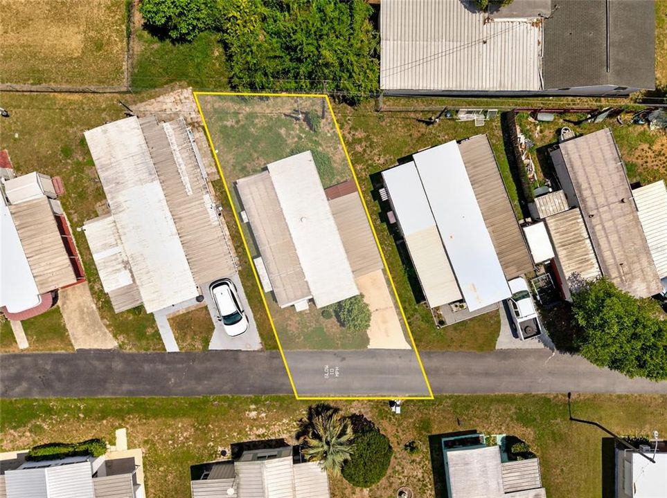 For Sale: $48,500 (1 beds, 1 baths, 370 Square Feet)