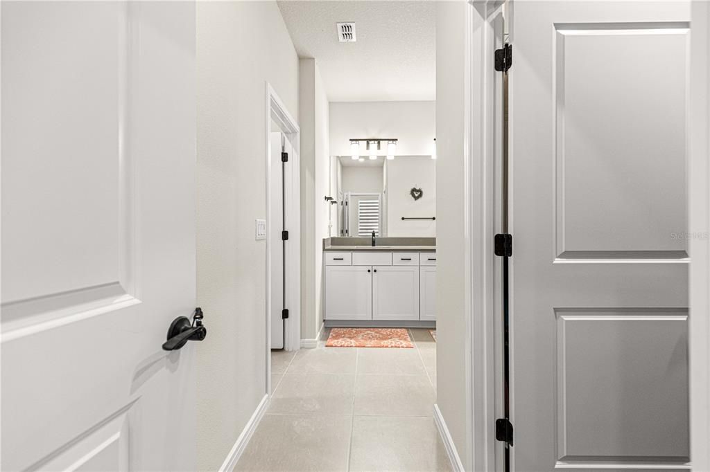 For Sale: $349,000 (2 beds, 2 baths, 1656 Square Feet)