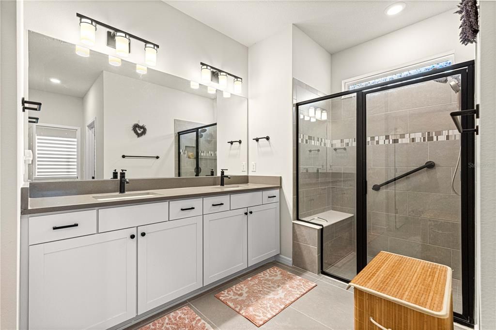 For Sale: $349,000 (2 beds, 2 baths, 1656 Square Feet)