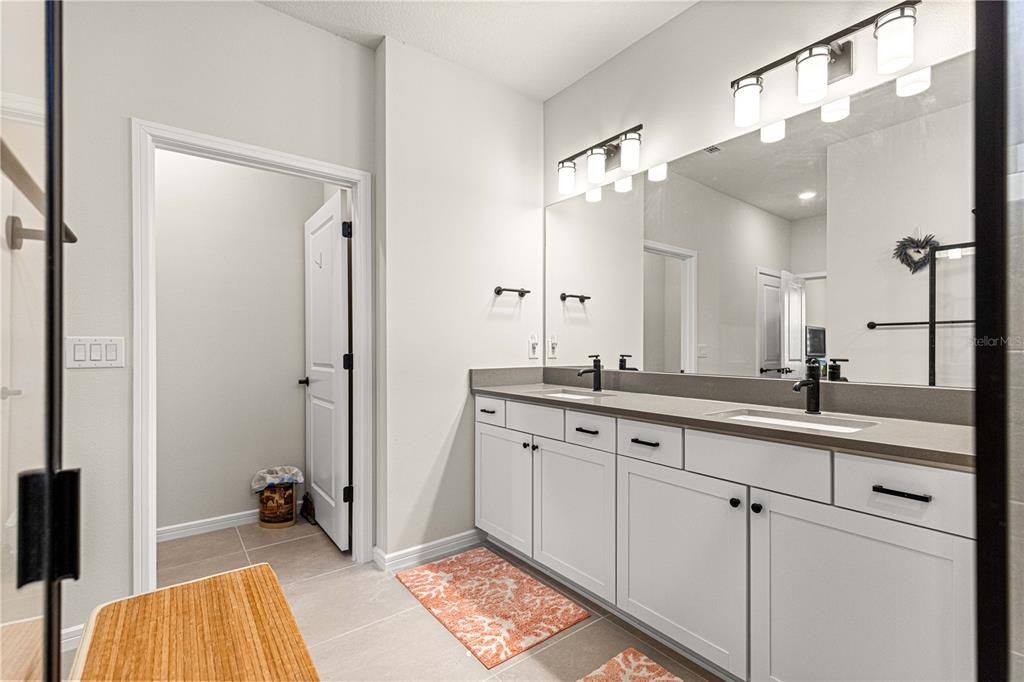 For Sale: $349,000 (2 beds, 2 baths, 1656 Square Feet)