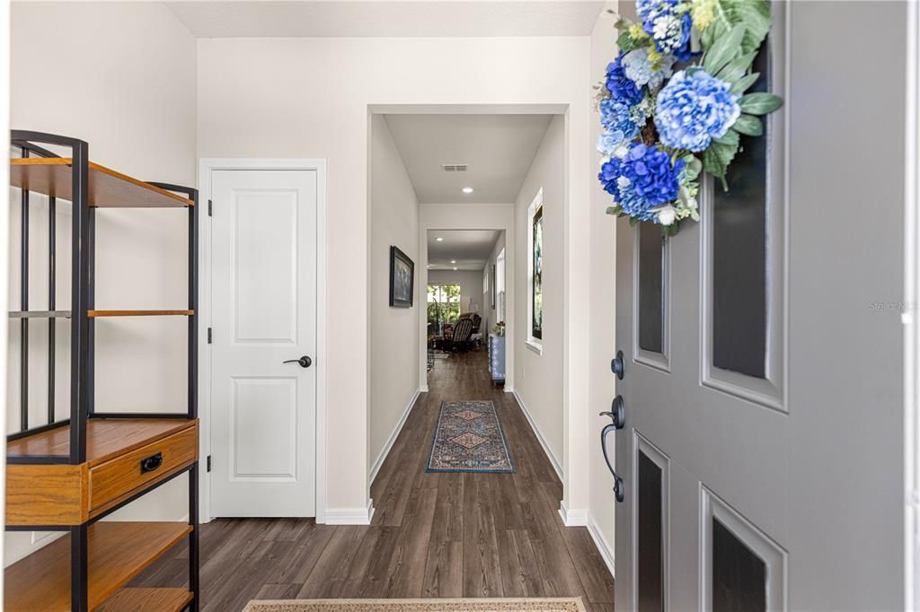 For Sale: $349,000 (2 beds, 2 baths, 1656 Square Feet)
