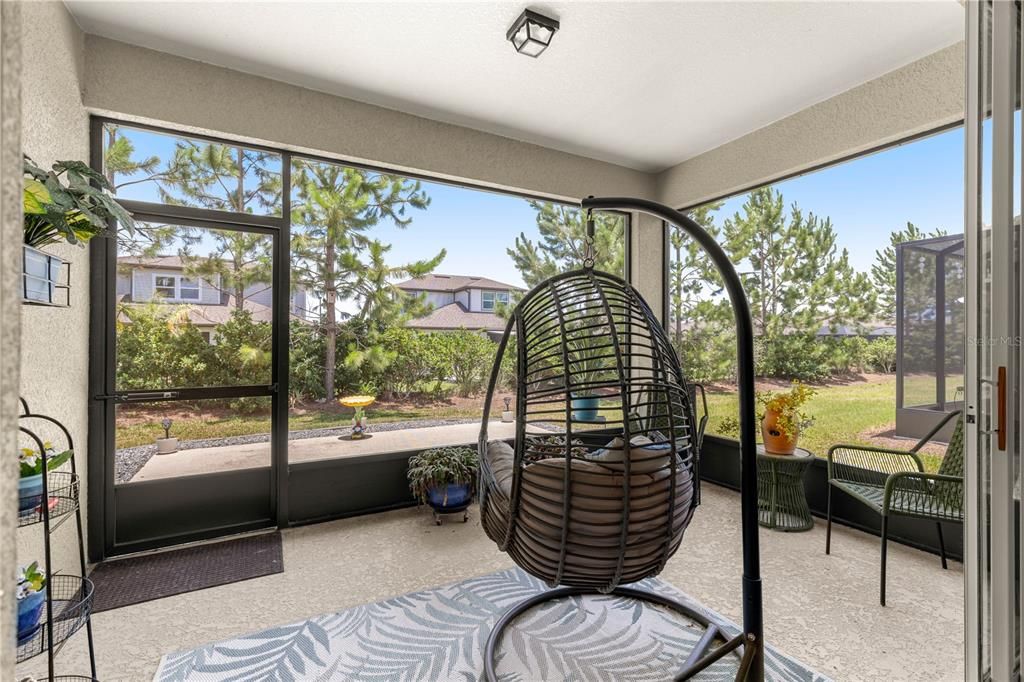 For Sale: $349,000 (2 beds, 2 baths, 1656 Square Feet)