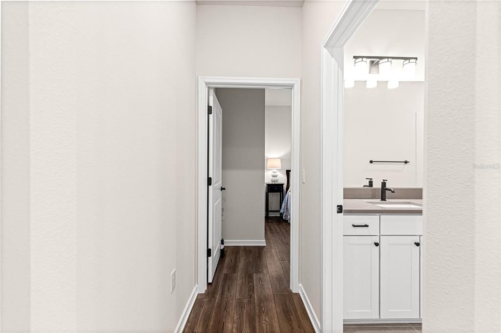 For Sale: $349,000 (2 beds, 2 baths, 1656 Square Feet)