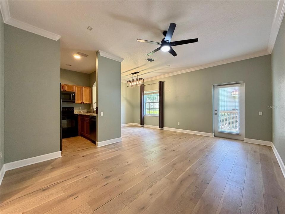 For Rent: $2,900 (3 beds, 2 baths, 1445 Square Feet)