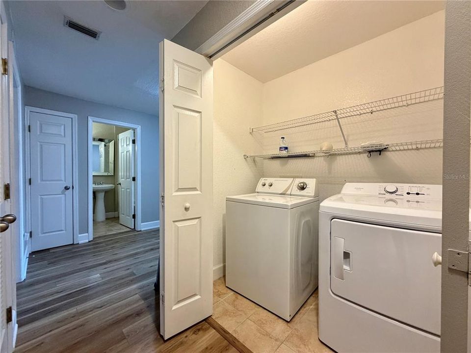 For Rent: $2,900 (3 beds, 2 baths, 1445 Square Feet)