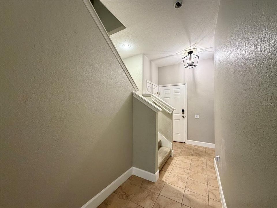 For Rent: $2,900 (3 beds, 2 baths, 1445 Square Feet)