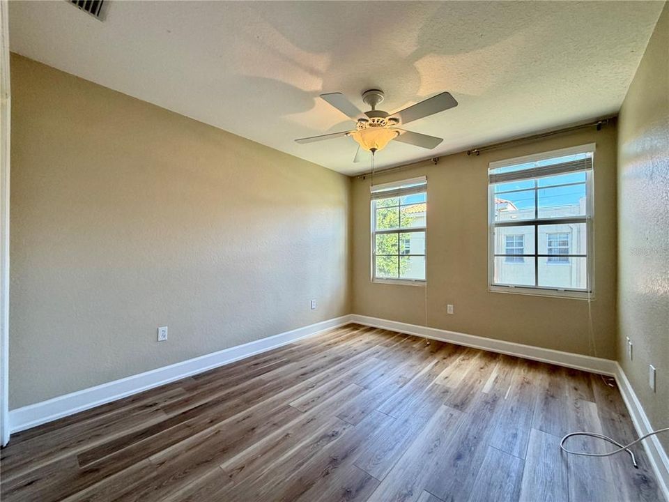 For Rent: $2,900 (3 beds, 2 baths, 1445 Square Feet)
