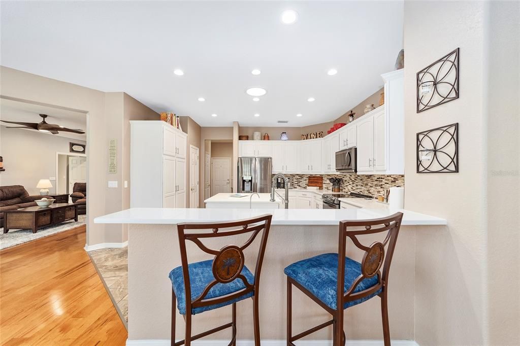 For Sale: $575,000 (3 beds, 2 baths, 2806 Square Feet)