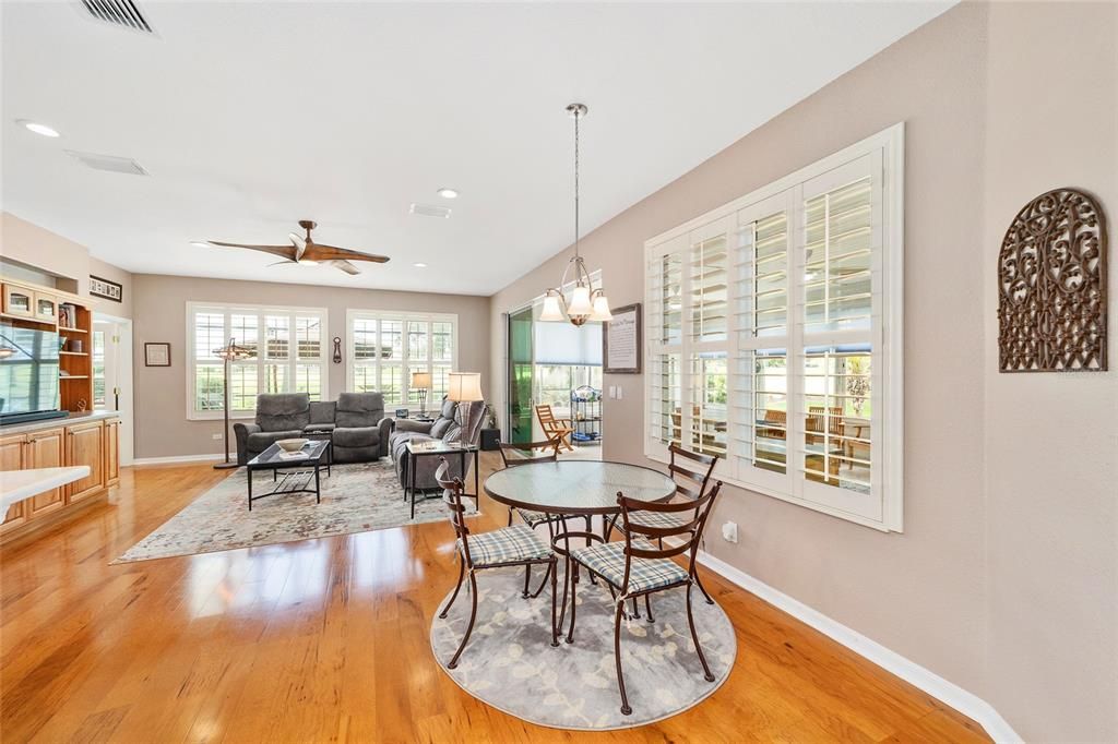 For Sale: $575,000 (3 beds, 2 baths, 2806 Square Feet)