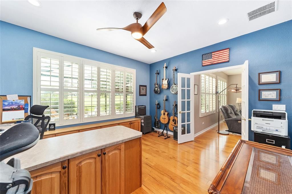 For Sale: $575,000 (3 beds, 2 baths, 2806 Square Feet)